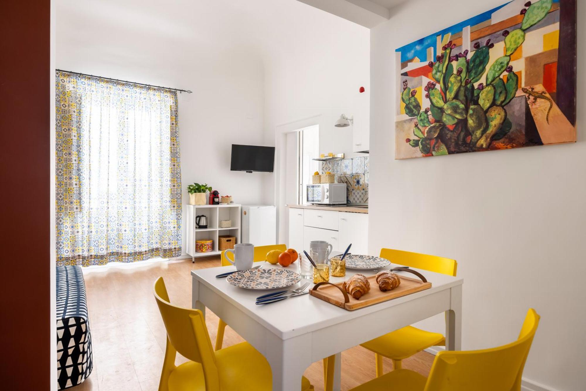 Agata E Rosalia 2 Bedroom Flat At The Quattro Canti Palermo Exterior foto